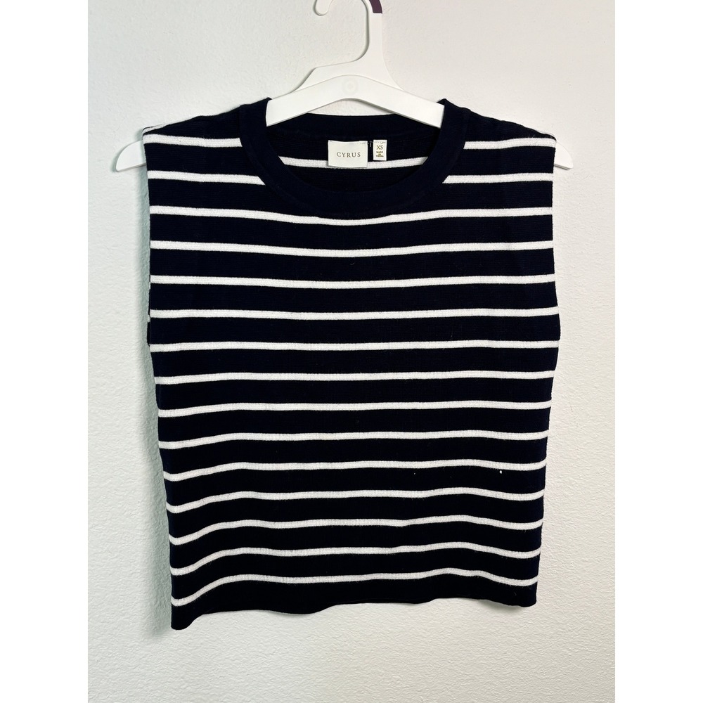 Cyrus Womens XS Navy Blue White Striped Sleeveless Knit Sweater Top Crew Neck